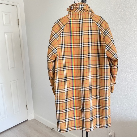 Burberry Check Trench Coat - Picture 7 of 16